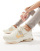 Thumbnail 1 van 5