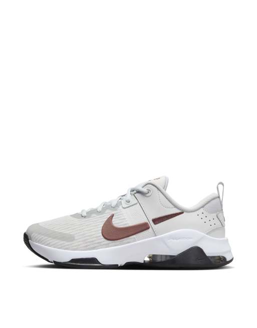  Nike Training Zoom Bella 6 trainers in photon grey and mauve