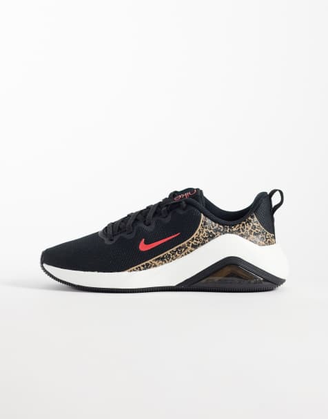 Nike Training – Zoom Bella 7 – Sneaker in Schwarz und mit Leopardenmuster - view 1