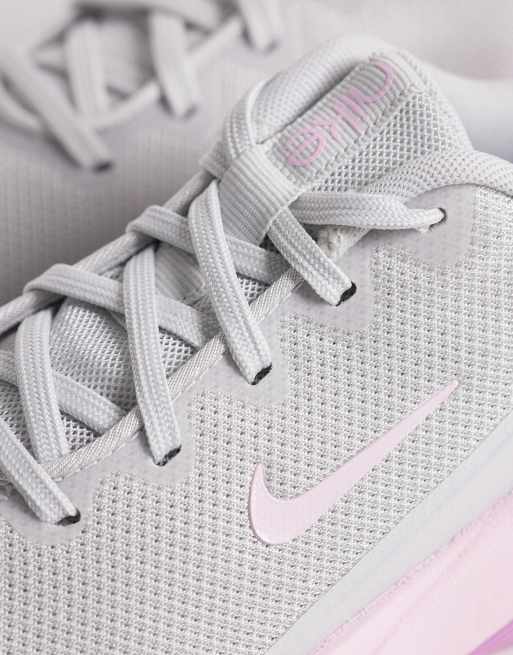 Nike Training - Zoom Bella 7 - Sneakers in grijs en roze, 3 van 5