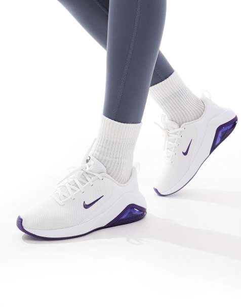Nike Training - Zoom Bella 7 - Sneakers in wit en paars - view 1