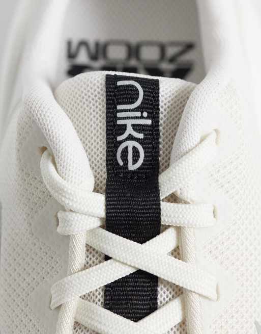 Nike Training Zoom Bella 7 trainers in cream, 4 of 5