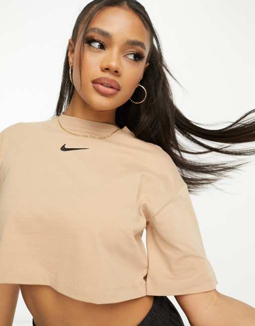 Nike trend crop t shirt in hemp brown