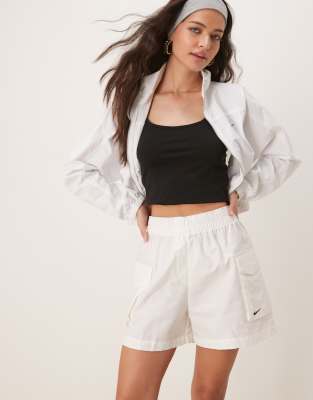 Nike Trend Essential 5inch cargo shorts in white