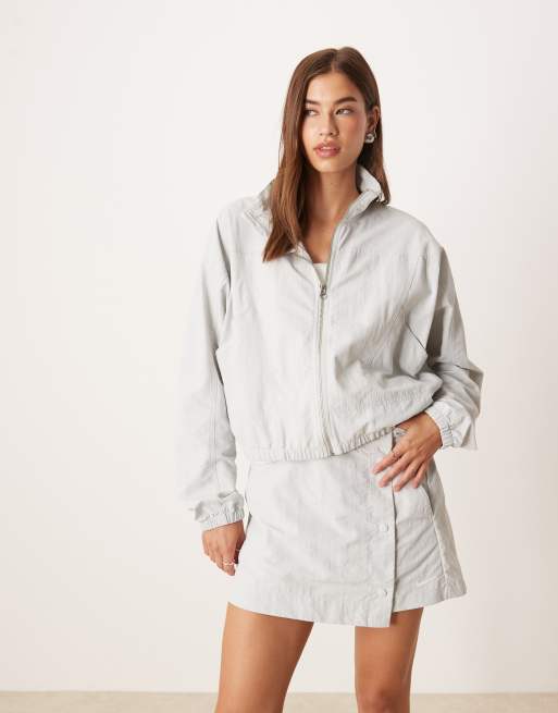 Nike - Trend Everything - Giacca, pantaloncini da 5