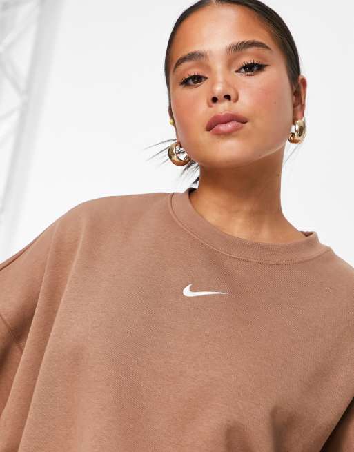 nike women's cropped crew neck