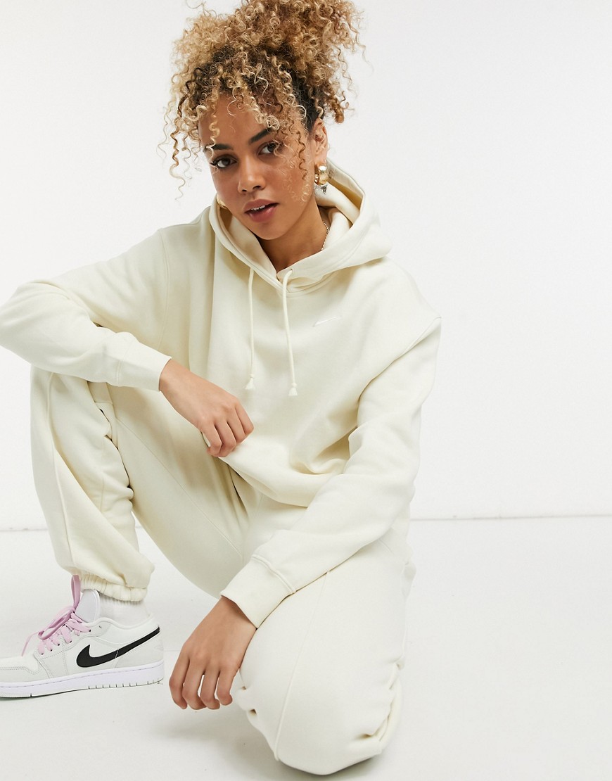 Nike Trend Fleece oversized cuffed sweatpants in cream-White