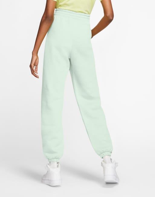 Nike Trend Fleece oversized cuffed sweatpants in pale green