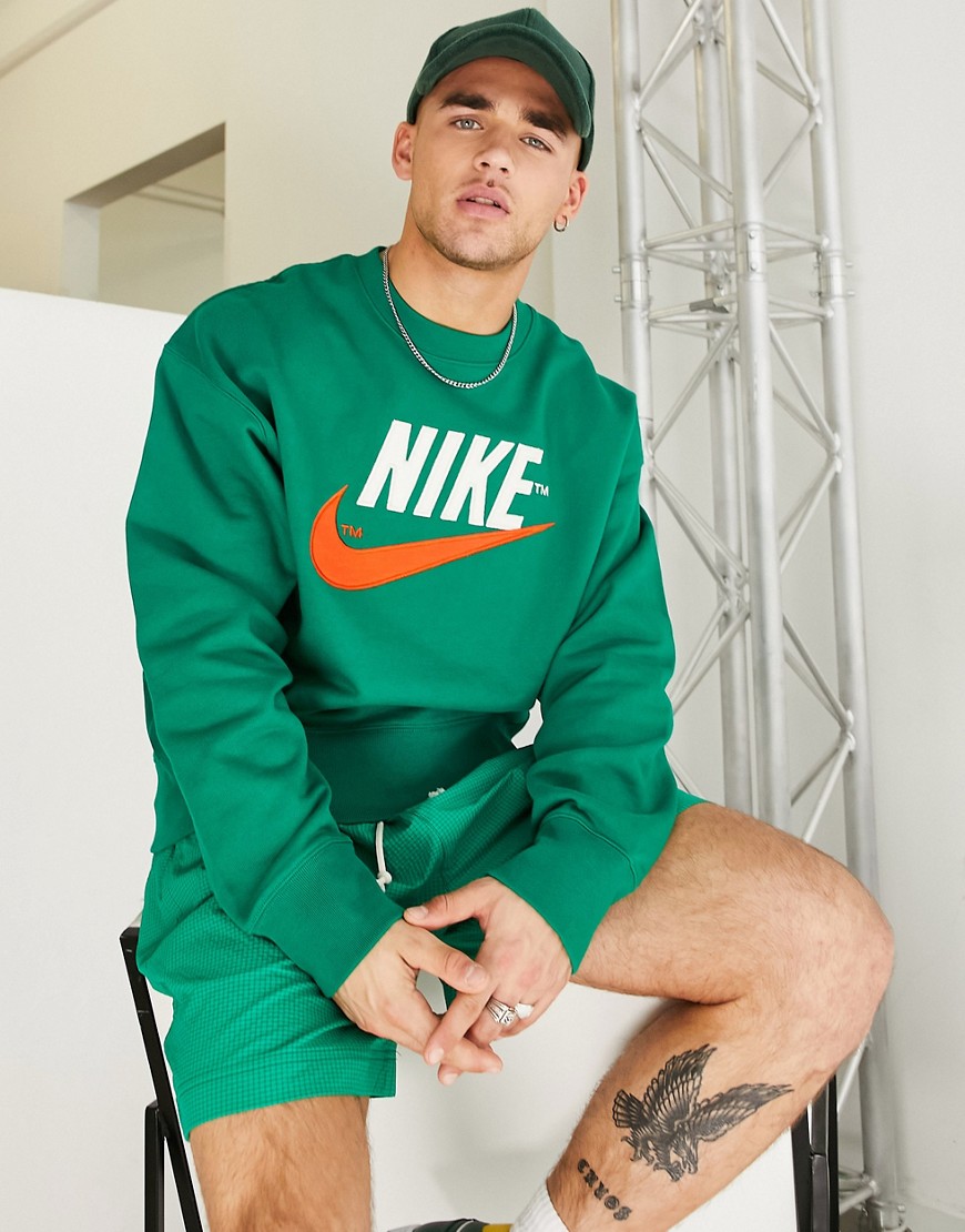 Nike Trend Fleece retro logo crew neck sweatshirt in green