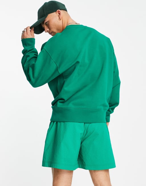 Nike – Trend – Malakitgrön sweatshirt med broderad logga av fleece, 4 av 4