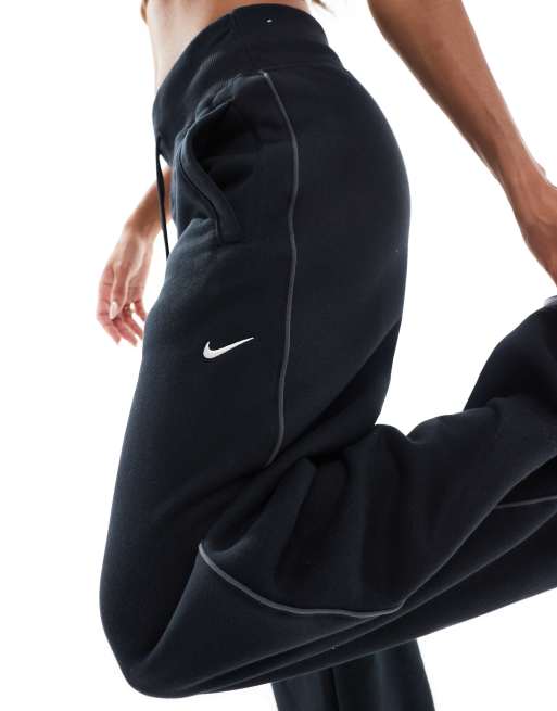 Nike Trend Phoenix fleece logo joggers in black