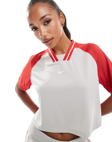 Nike Trend short sleeve crop football shirt in light grey and red - view 1