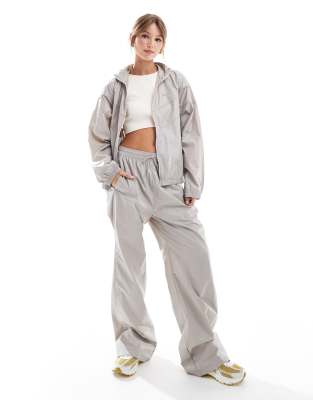 Nike Trend wide leg trousers in light grey - view 1