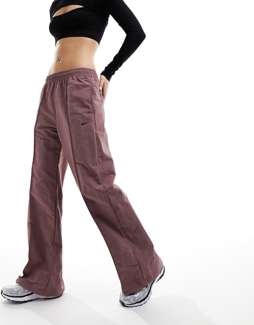 Nike Trend woven baggy parachute pants in smokey mauve-Neutral