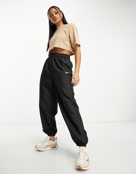 Nike Sportswear Women's Woven Jogger Pants