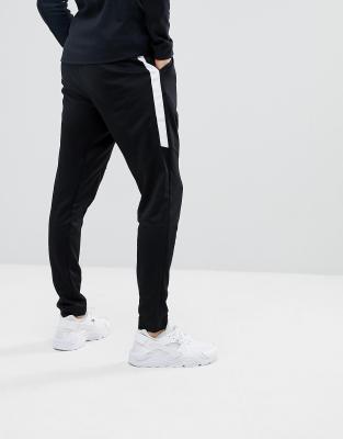 nike tribute cuffed joggers