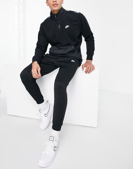 Nike tribute joggers store in black