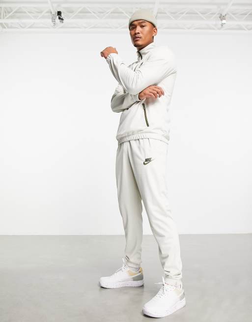 Tuta nike corta online