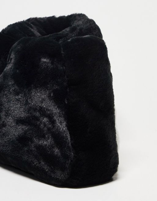  Nike Sportswear Faux Fur Tote Bag Purse (10L) (Black/Sail) :  Clothing, Shoes & Jewelry