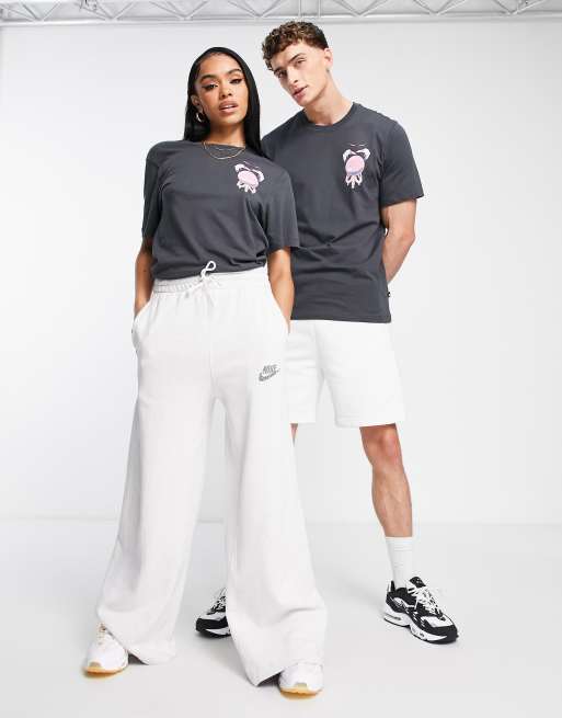 Nike - Unisex - Grå T-shirt med grafisk print på ryggen, 3 af 4