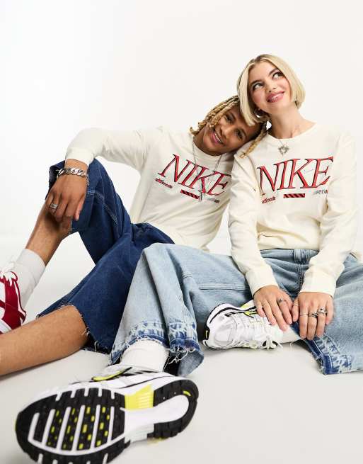 Nike unisex logo long sleeve t-shirt in sail
