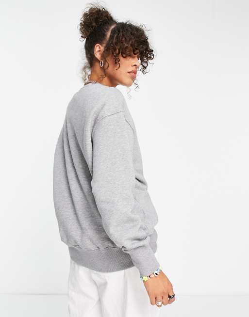 Nike Unisex retro athletics fleece crew sweatshirt in grey heather and navy, 4 of 4