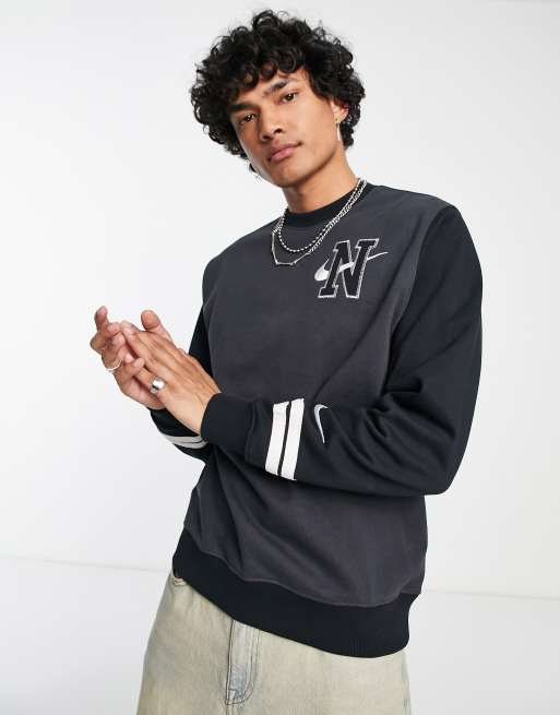 Nike college crew online neck sweatshirts