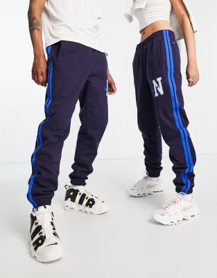 2012 vw passat struts