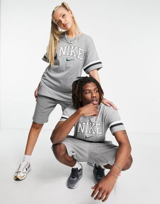 Nike unisex retro collegiate t-shirt in dark grey heather