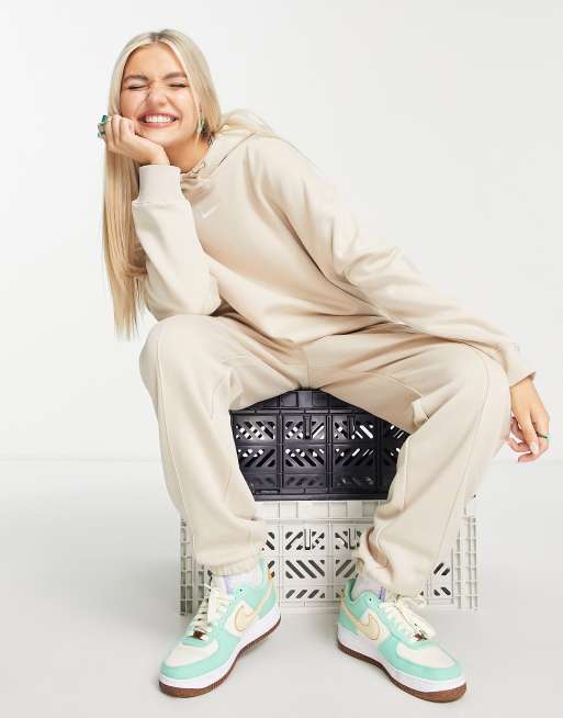 Nike - Unisex Trend - Felpa con cappuccio oversize in pile, colore sabbia, 4 di 4