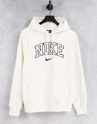 Classic nike pullover