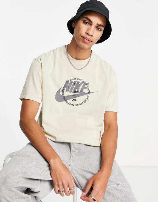 Nike utility graphic t shirt in rattan