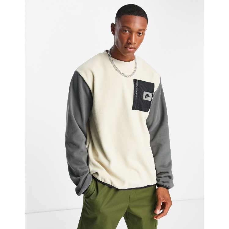 Nike utility clearance crew sweatshirt