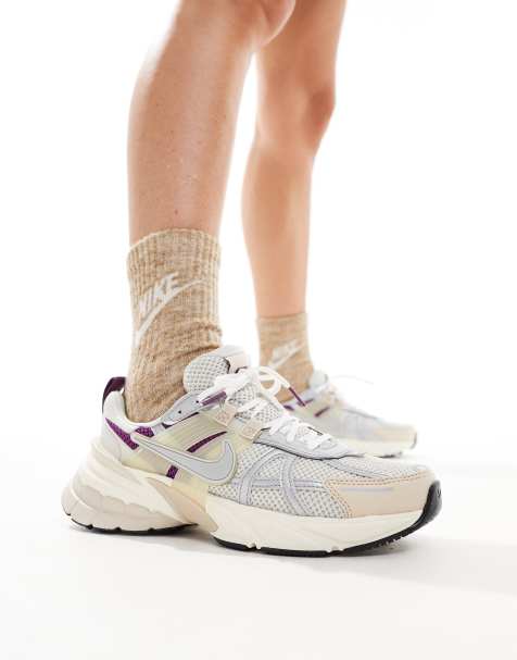 Nike V2K Run sneakers in beige and silver - view 1