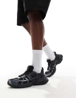 Nike Pegasus Trail 5 Gore-tex Sneaker In Black