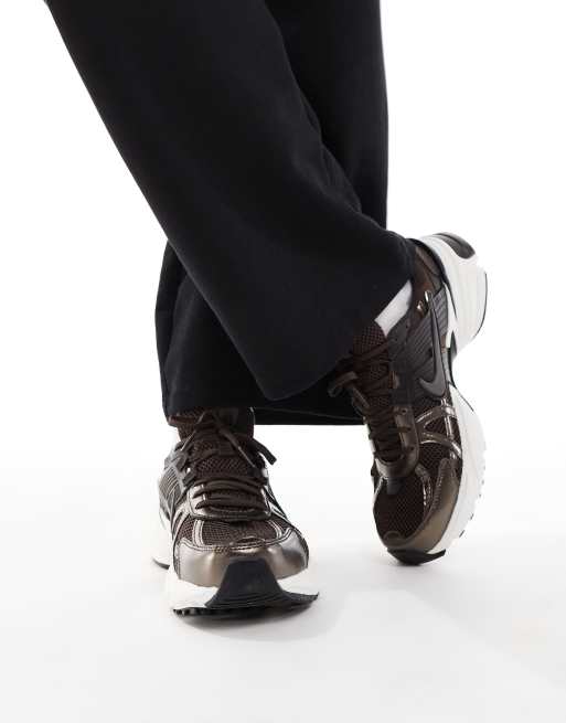 Nike V2K Run sneakers in brown