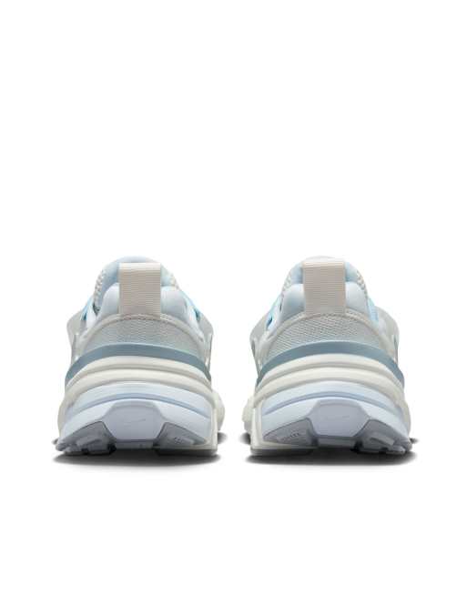 Nike V2K Run sneakers in light blue and silver , 4 of 4