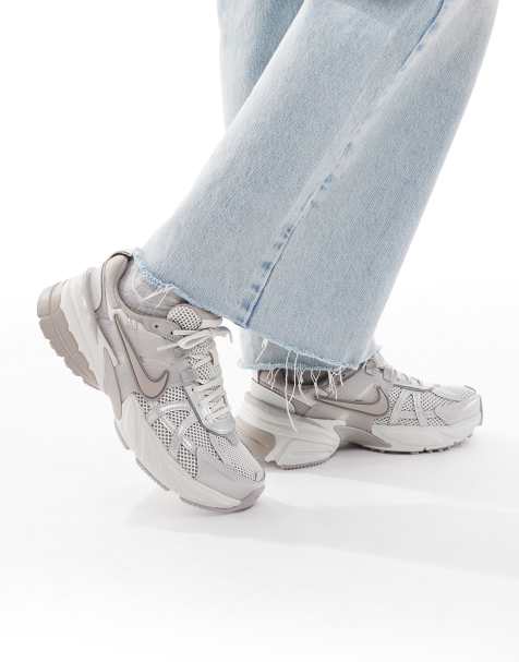 Nike V2K Run sneakers in light brown - view 1