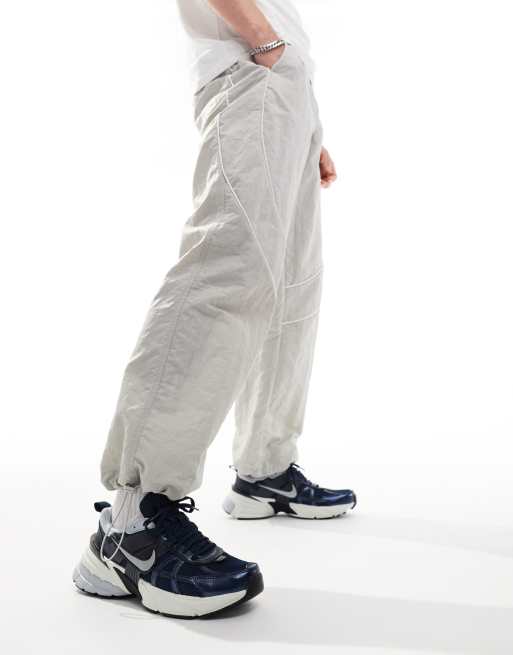 Nike V2K Run sneakers in navy, 5 of 5