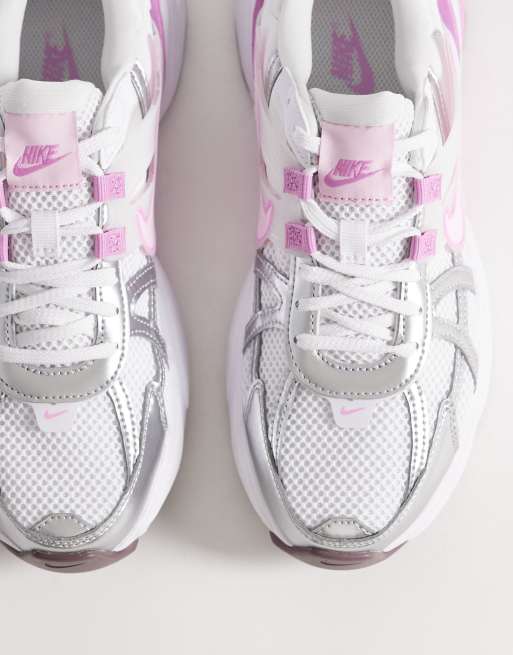 Nike V2K Run sneakers in pink and white | ASOS