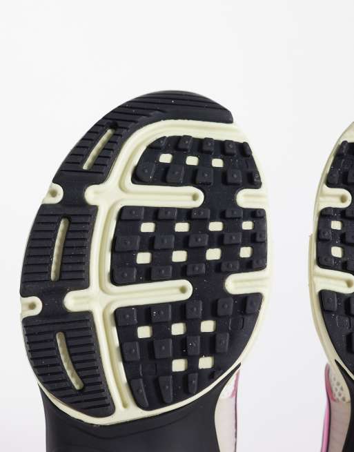 Nike V2K Run sneakers in white and pink, 4 of 5