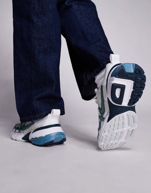 Nike V2K Run sneakers in white & blue, 3 of 5