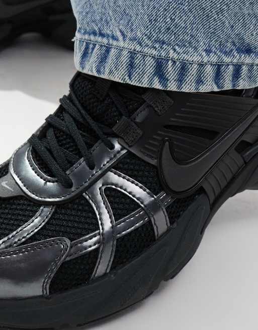 Nike - V2K Run - Sneakers in zwart, 4 van 5