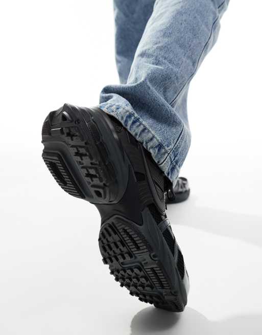 Nike V2K Run trainers in black, 5 of 5