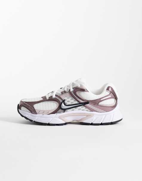 Nike V5 RNR Premium sneakers in white and rose gold - view 1