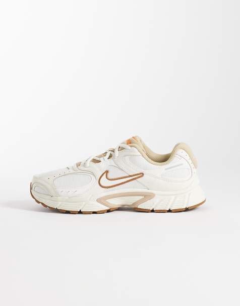 Nike V5 RNR sneakers in beige and brown - view 1