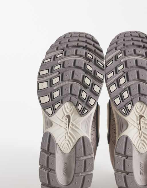 Nike V5 RNR sneakers in beige , 5 of 5