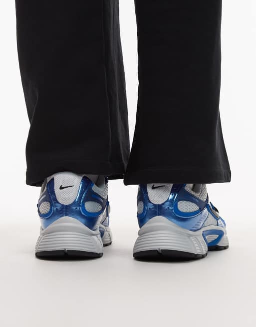 Nike V5 RNR sneakers in blue and white , 3 of 5