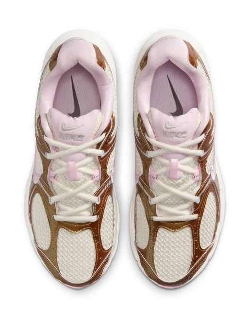 Nike V5 RNR sneakers in bronze and white , 2 of 4