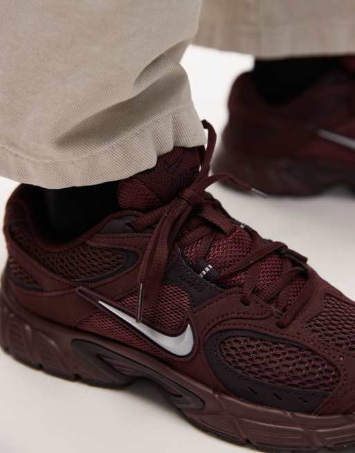 Nike V5 Rnr sneakers in burgundy, 3 of 5